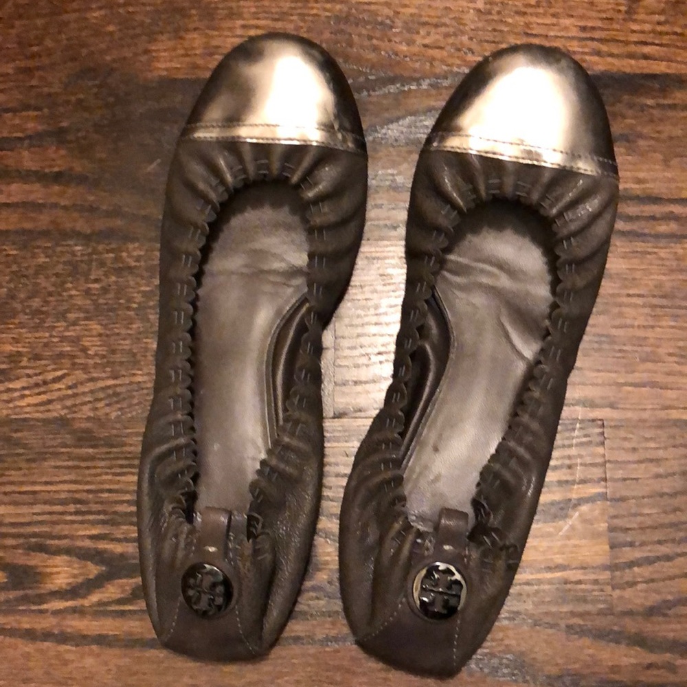 Tori burch Mini Travel flats gray w silver toe